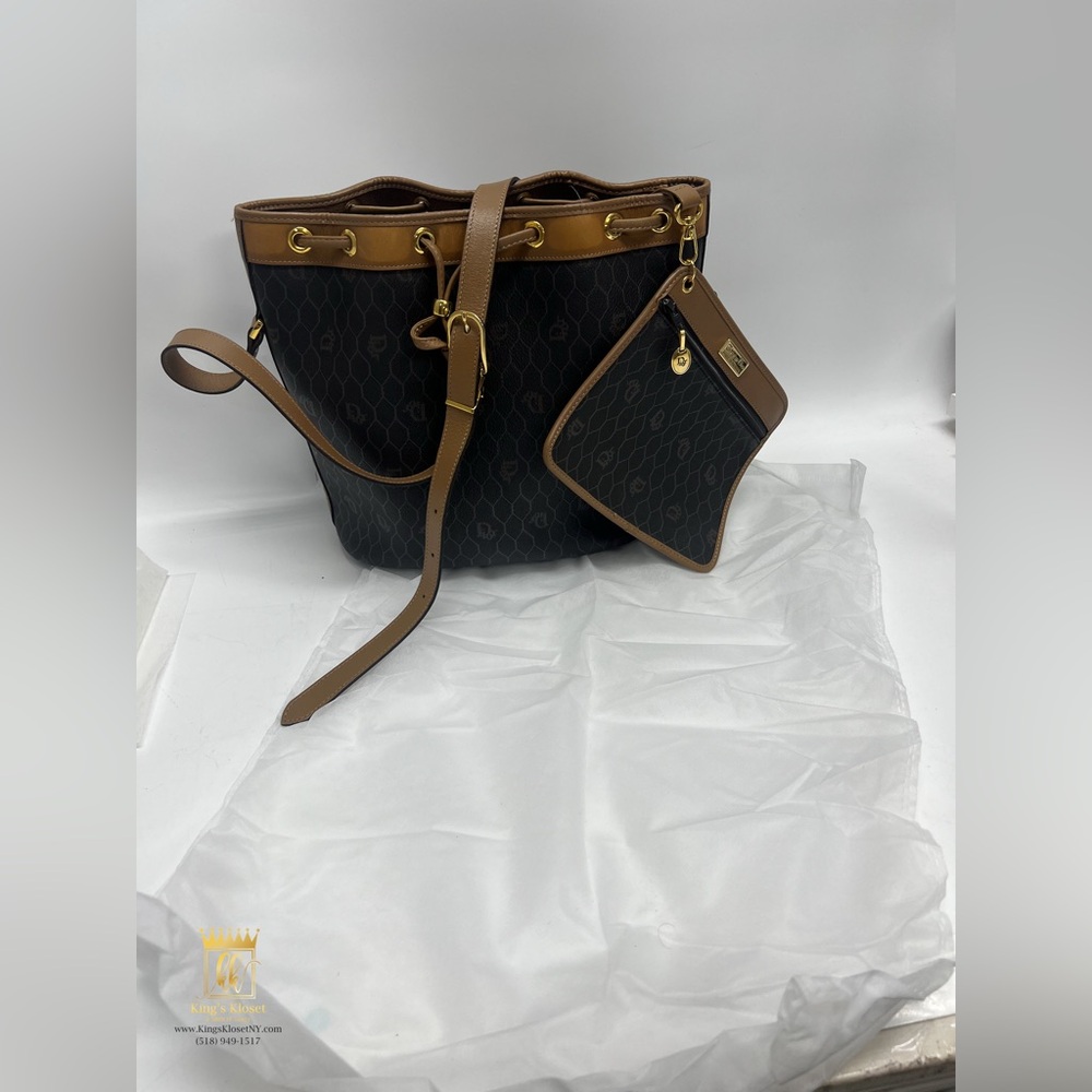 Christian Dior vintage honeycomb bucket bag - Picture 8 of 11